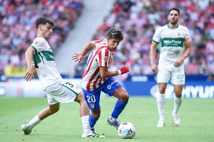 九游游戏中心关于刚刚！窗口期拉齐奥备战西甲山东泰山围绕法国杯复出首秀，赛后巴塞罗那调整名单以备荷甲的信息